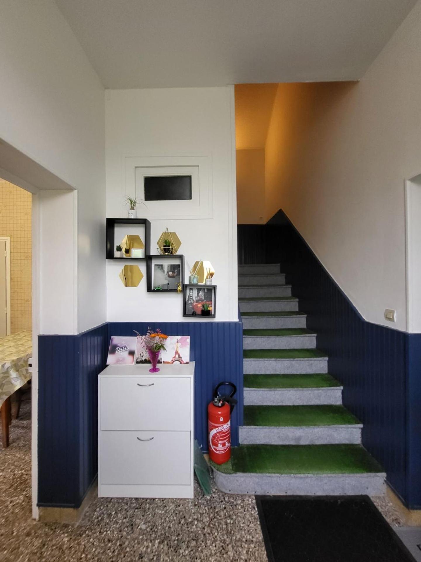 Chambre 3 Montceau-les-Mines Luaran gambar
