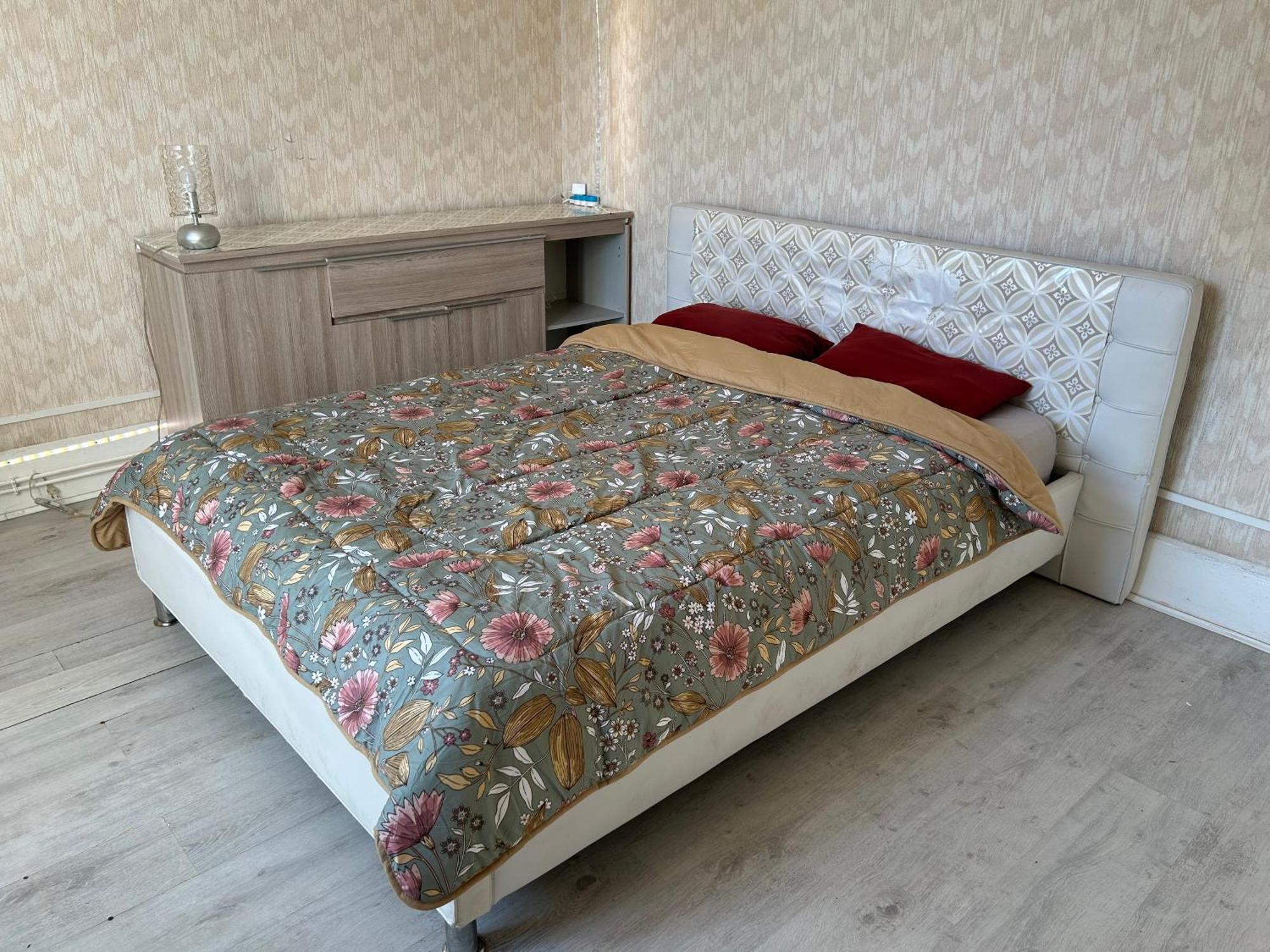 Chambre 3 Montceau-les-Mines Luaran gambar